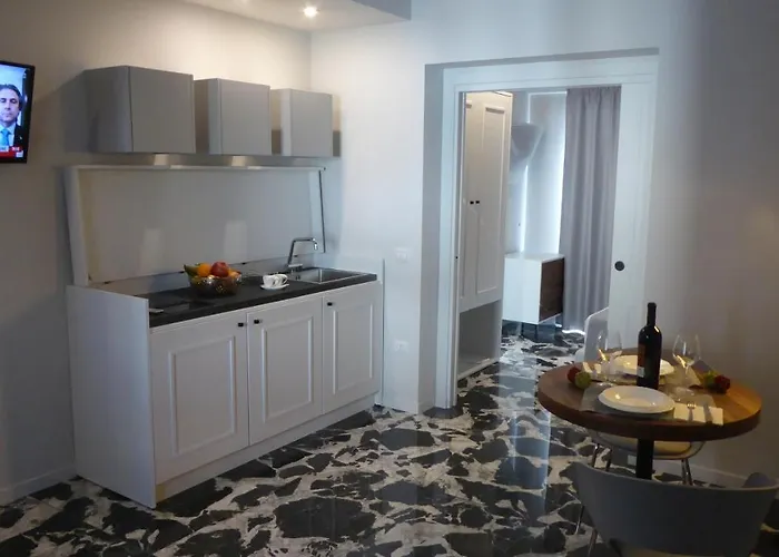 Paderagi לינה וארוחת בוקר 4*