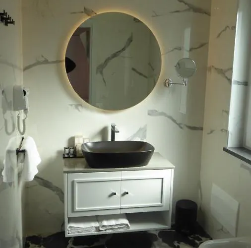 Paderagi לינה וארוחת בוקר