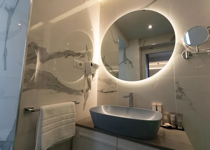 Paderagi לינה וארוחת בוקר 4*